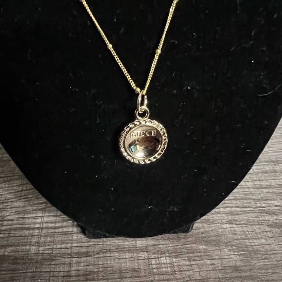 Gucci charm necklace - Picture 3 of 3